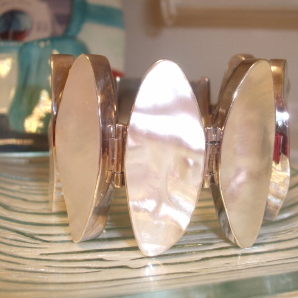 MOTHER OF PEARL CUSTOM MADE BIWA PEARL STERLING SILVER BRACELET NEW - Picture 8 of 10